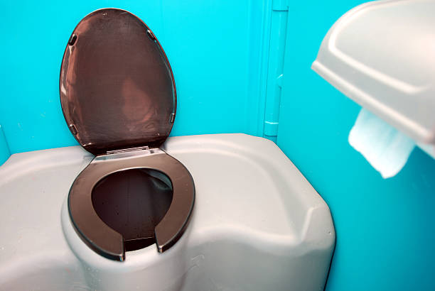 Best Portable restroom trailer rental  in Jackson, OH